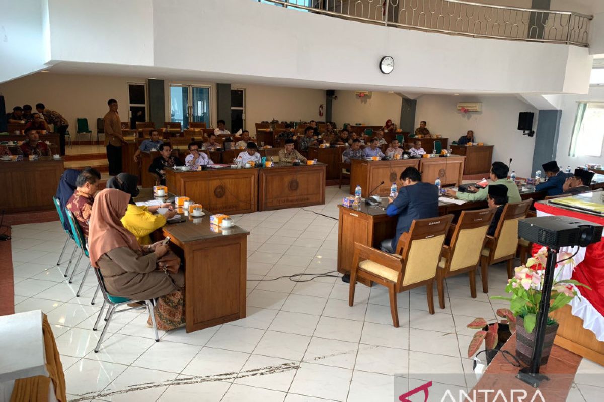 DPRD Limapuluh Kota akan tindaklanjuti hasil hearing dengan persatuan wali nagari