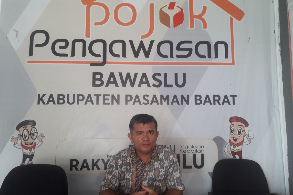 Bawaslu Pasaman Barat  perpanjang pendaftaran Panwascam  akomodasi keterwakilan perempuan