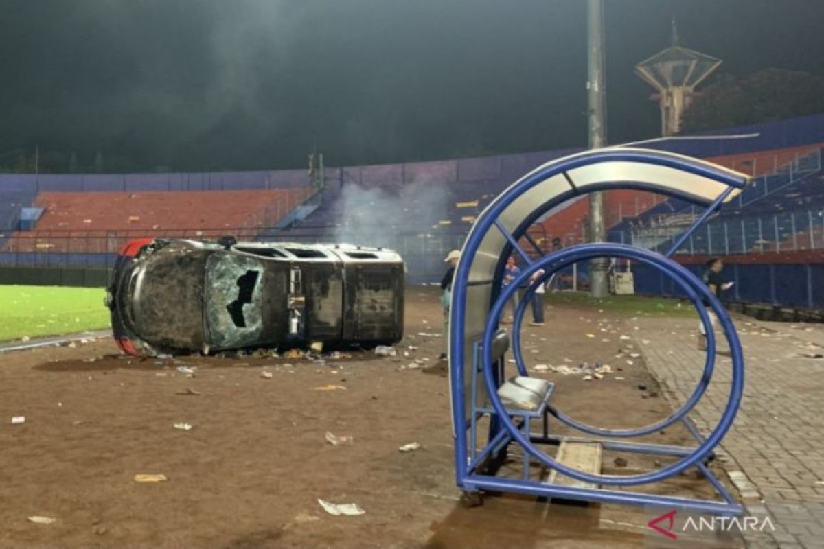 127 orang tewas dunia akibat tragedi di Stadion Kanjuruhan Malang