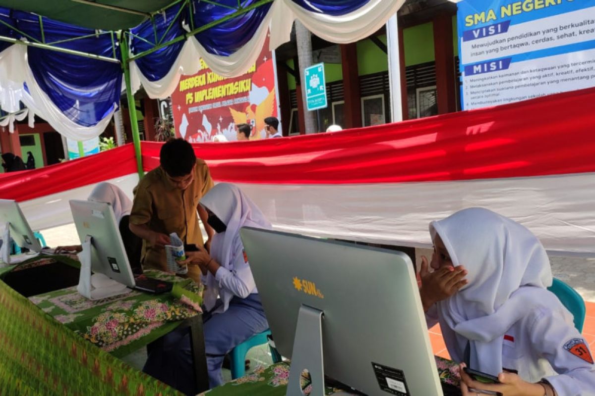 Pemilihan Ketua Osis SMAN 5 Mataram gandeng KPU dengan berbasiskan elektronik