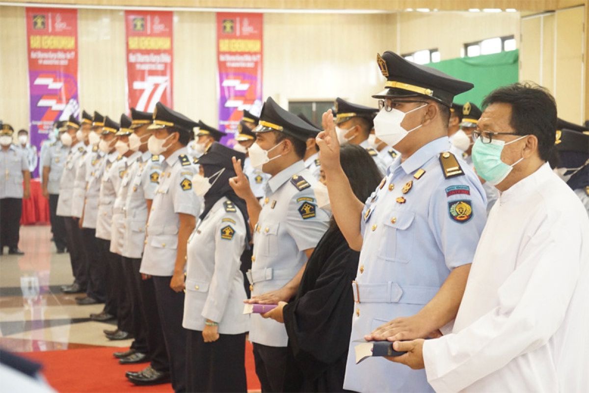 Kemenkumham Jateng lantik 40 pejabat administrasi dan fungsional