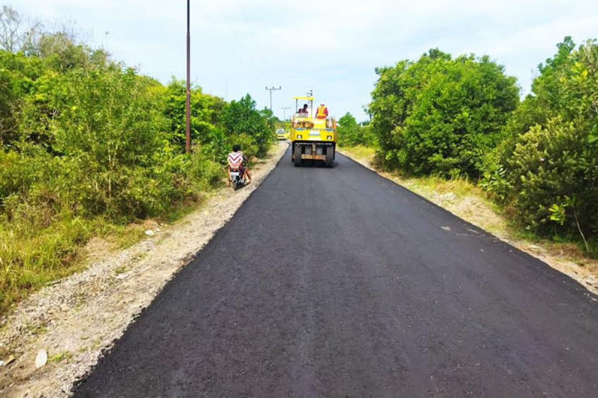 Dukung Pengembangan Wisata, DPUPR Kobar tingkatkan kualitas jalan pesisir