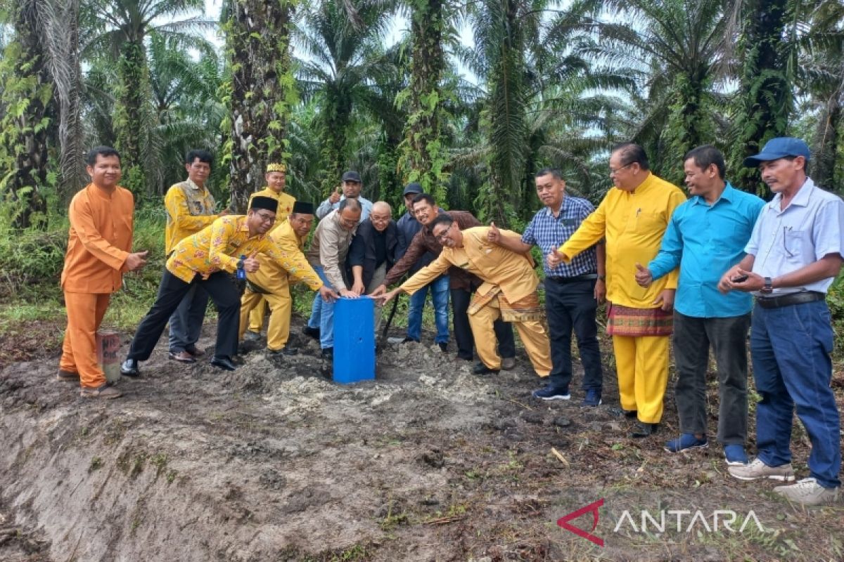 Kementerian Koperasi dan UKM dorong pembangunan pabrik sawit di Kobar