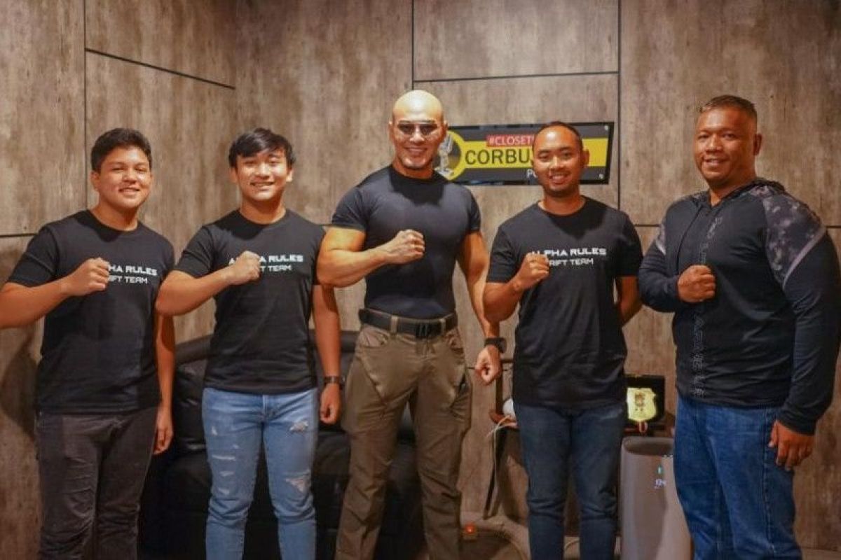 Tim balap milik Deddy Corbuzier siap menggebrak Indonesia Drift Series