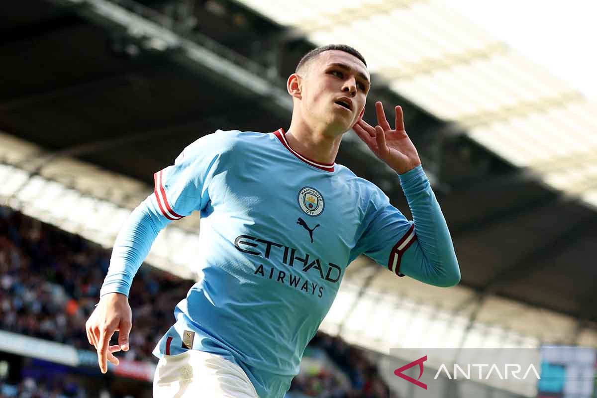 Alasan Phil Foden perpanjang kontrak bersama Manchester City