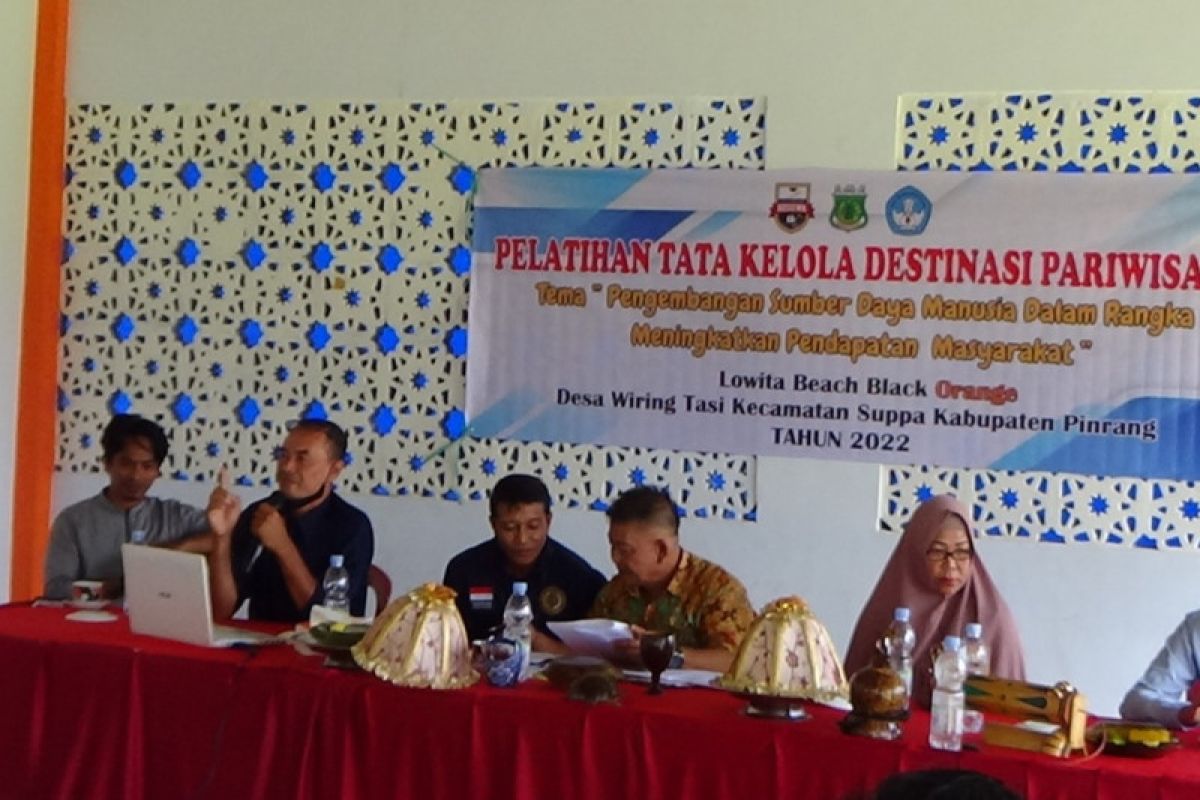 Unibos Makassar dampingi warga kembangkan pantai wisata berbasis edukasi