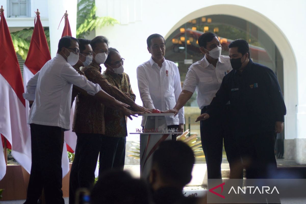 Presiden Jokowi meluncurkan vaksin COVID-19 IndoVac buatan dalam negeri