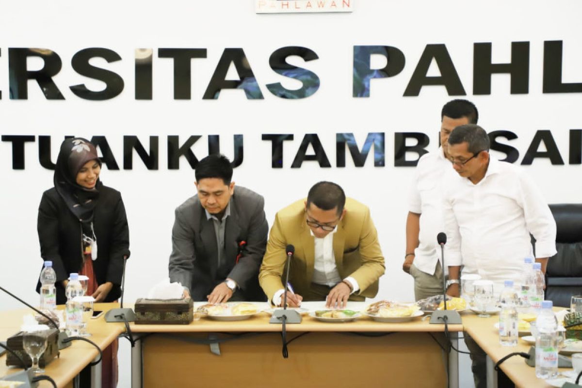 Tingkatkan mutu pendidikan, Pemkab Meranti jalin MoU dengan UP Tuanku Tambusai