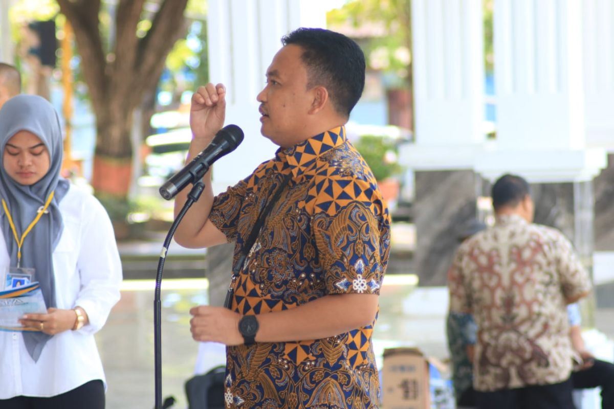 Bupati Bantaeng minta petugas Regsosek lakukan pendataan secara objektif