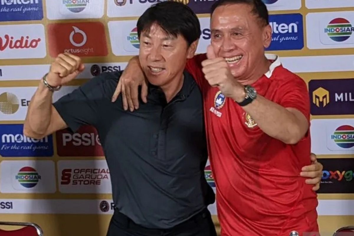 Shin Tae-yong sebut jika Ketum PSSI mundur, saya pun harus mundur