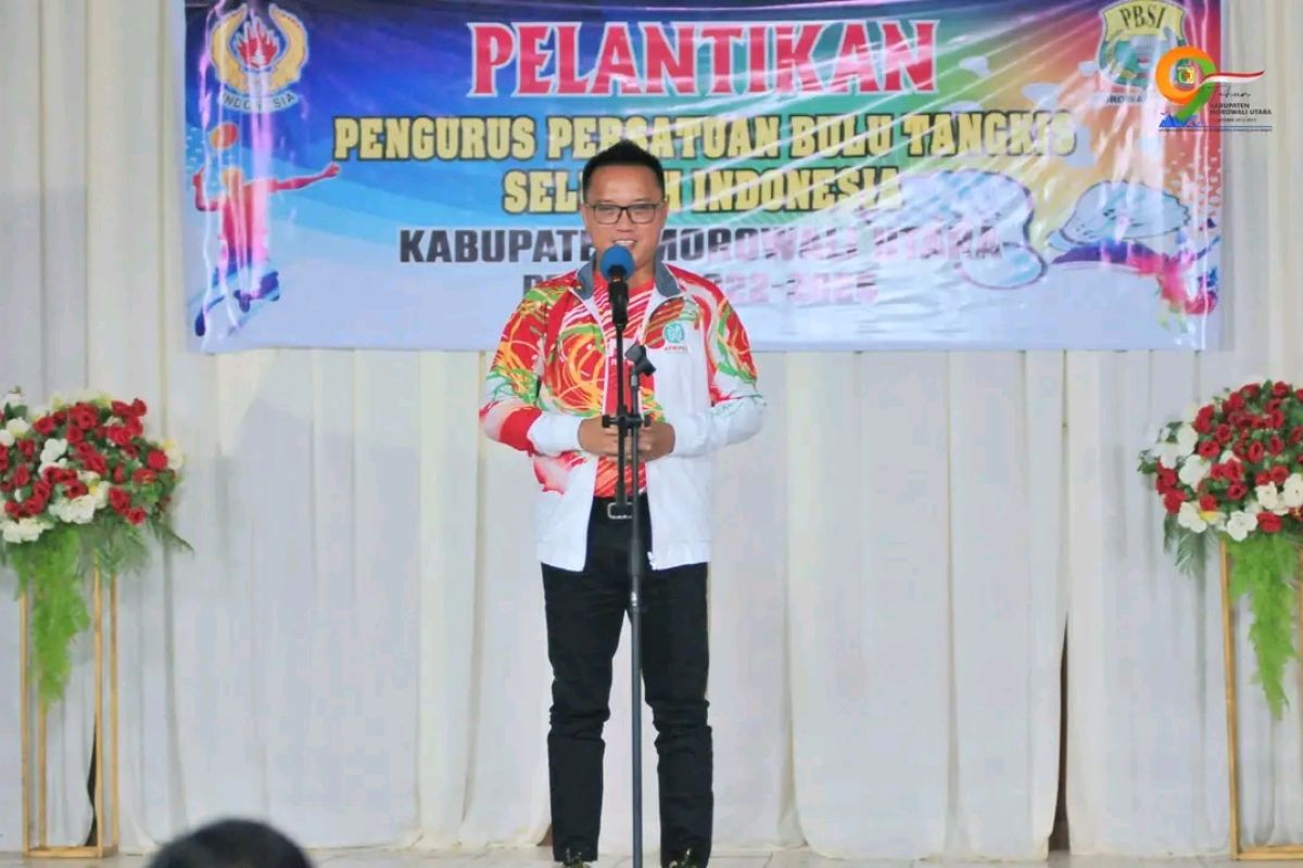 Bupati Delis hadiri pelantikan pengurus PBSI Morut