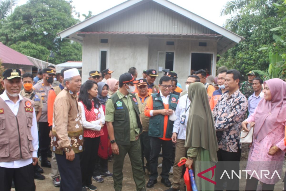 BNPB pastikan membantu 1.111 unit rumah rusak berat akibat gempa di Pasbar