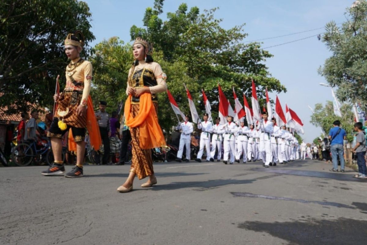 Pemkot Pekalongan mengaktifkan pawai gerakan masyarakat hidup sehat