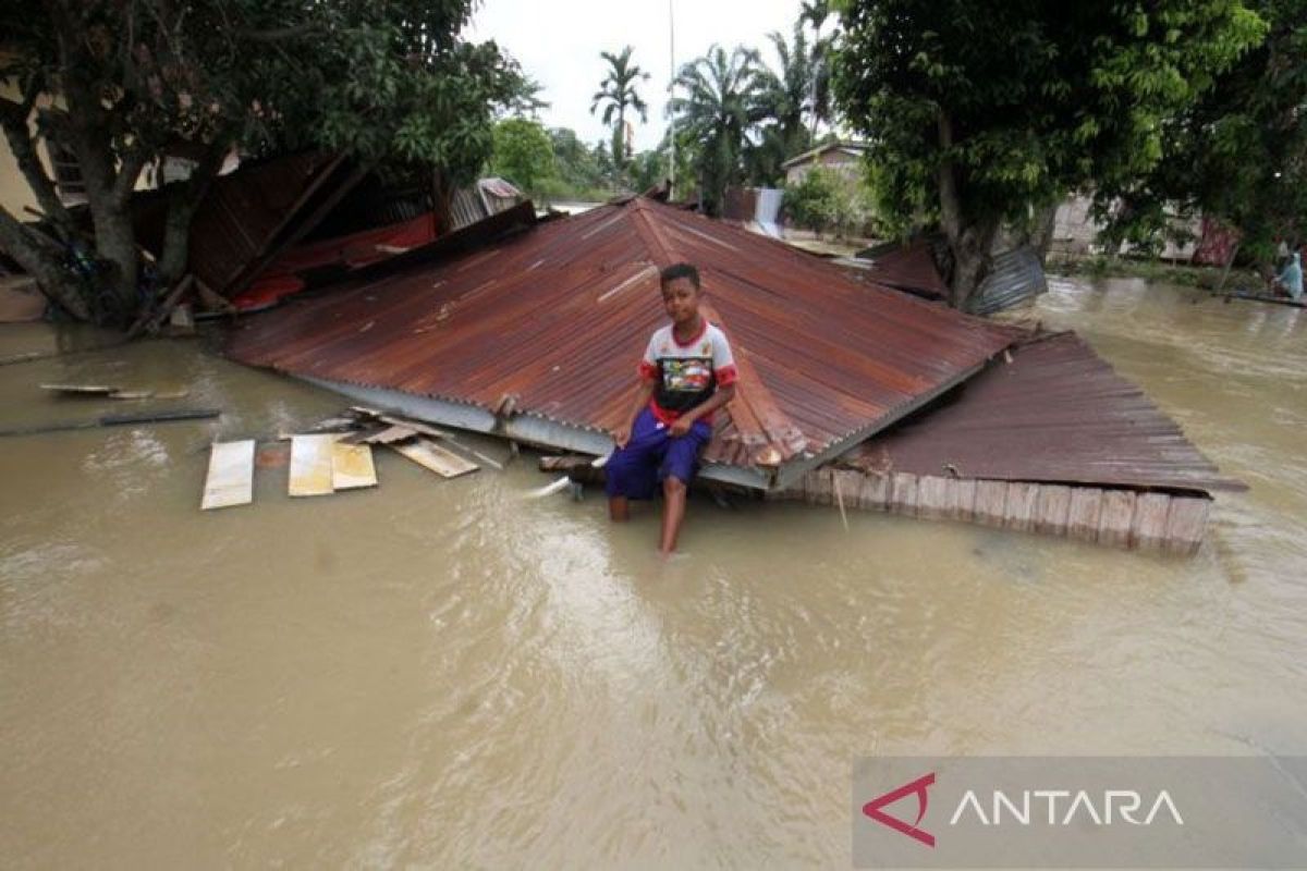 BMKG minta waspadai potensi bencana hidrometeorologi akibat curah hujan tinggi