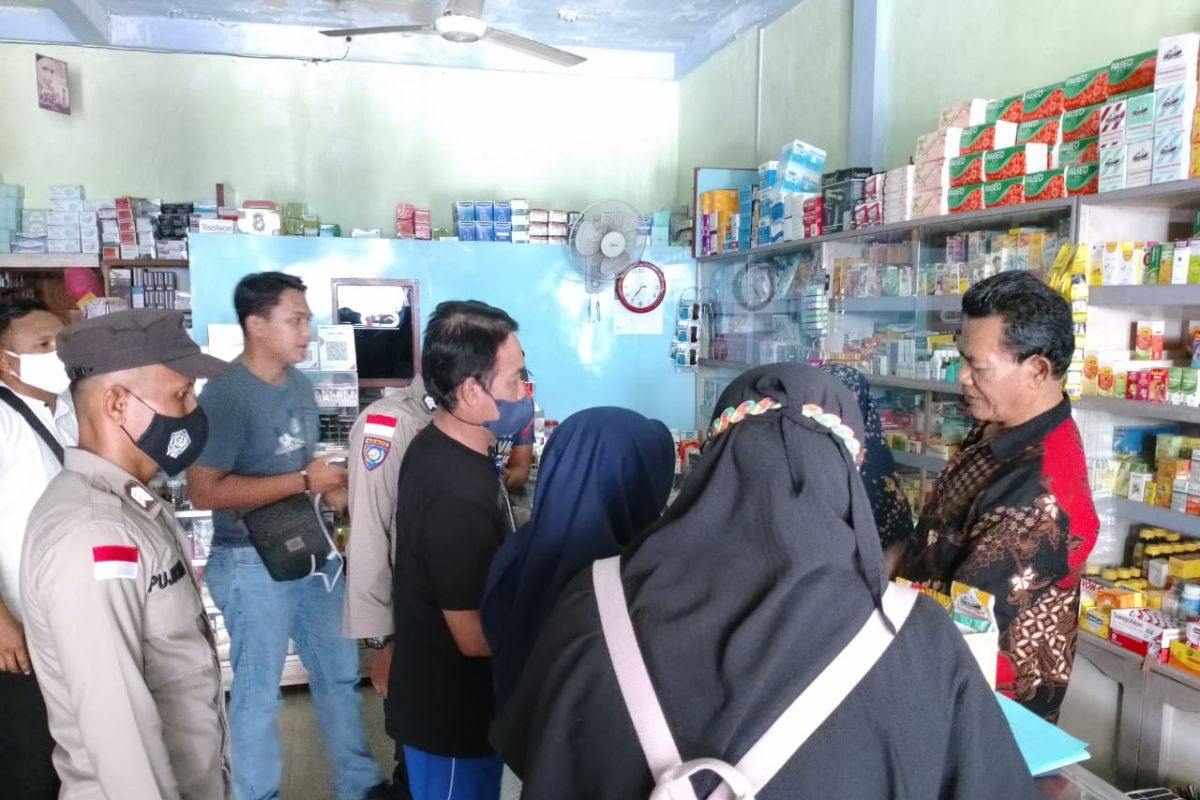 Polres Natuna razia apotek di Ranai cegah penjualan obat jenis sirup