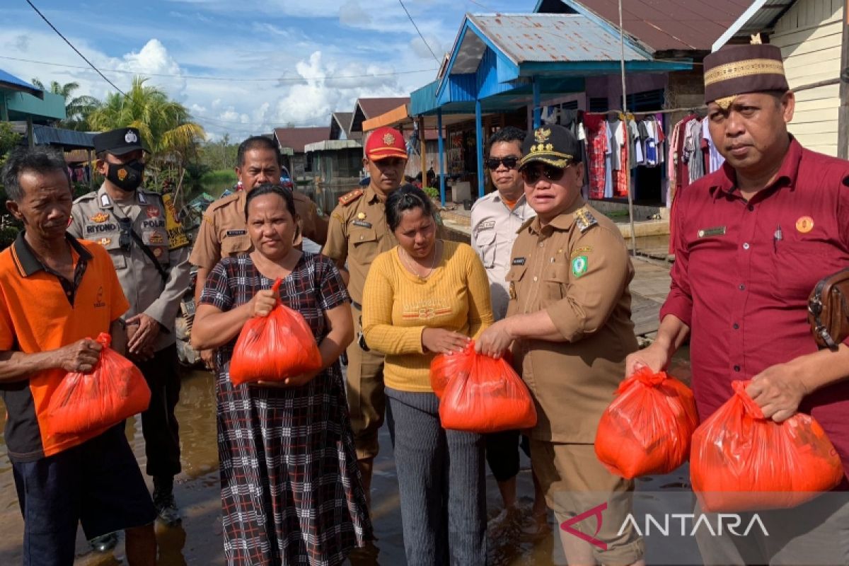 Bupati Kotim tegaskan tidak ada korban banjir telantar