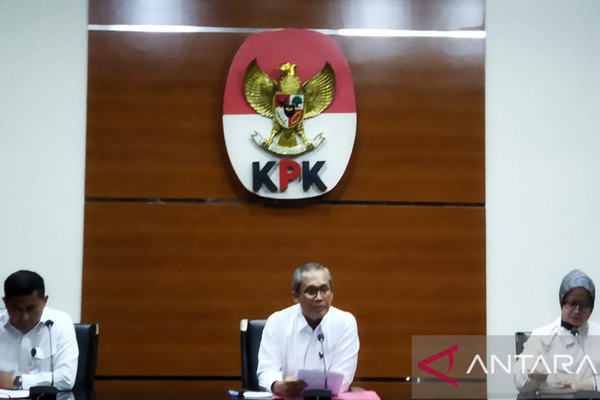 KPK akan periksa Gubernur Lukas Enembe