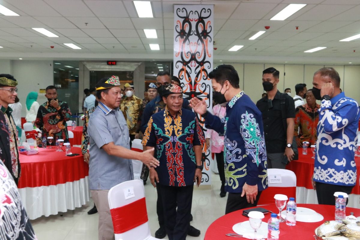 Kapolda Kaltara hadiri malam ramah tamah peringatan HUT Kaltara ke-10