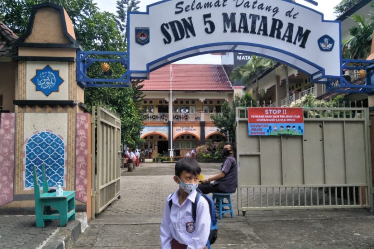 Disdik Mataram: Siswa tetap PTM penuh meski kasus COVID-19 naik