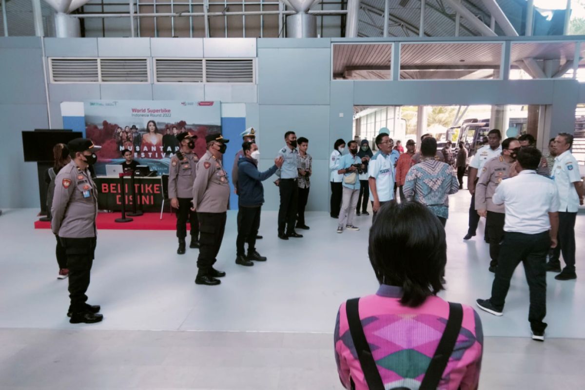 Polres Lombok Tengah memperketat penjagaan di Bandara Lombok jelang G20