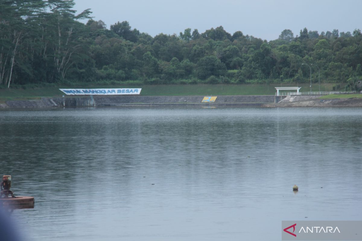 Balikpapan ingatkan  warga hemat air bersih