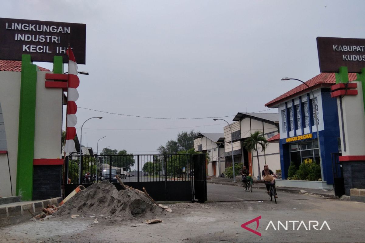 Menantikan lahir SIHT Kudus untuk bangkitkan pabrik rokok kecil