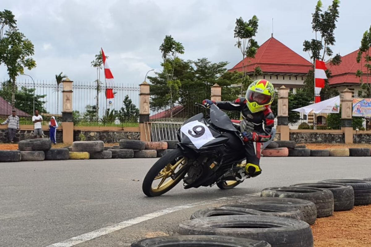 Atet balap motor Karimun berusia 10 tahun raih perunggu di Porprov Kepri