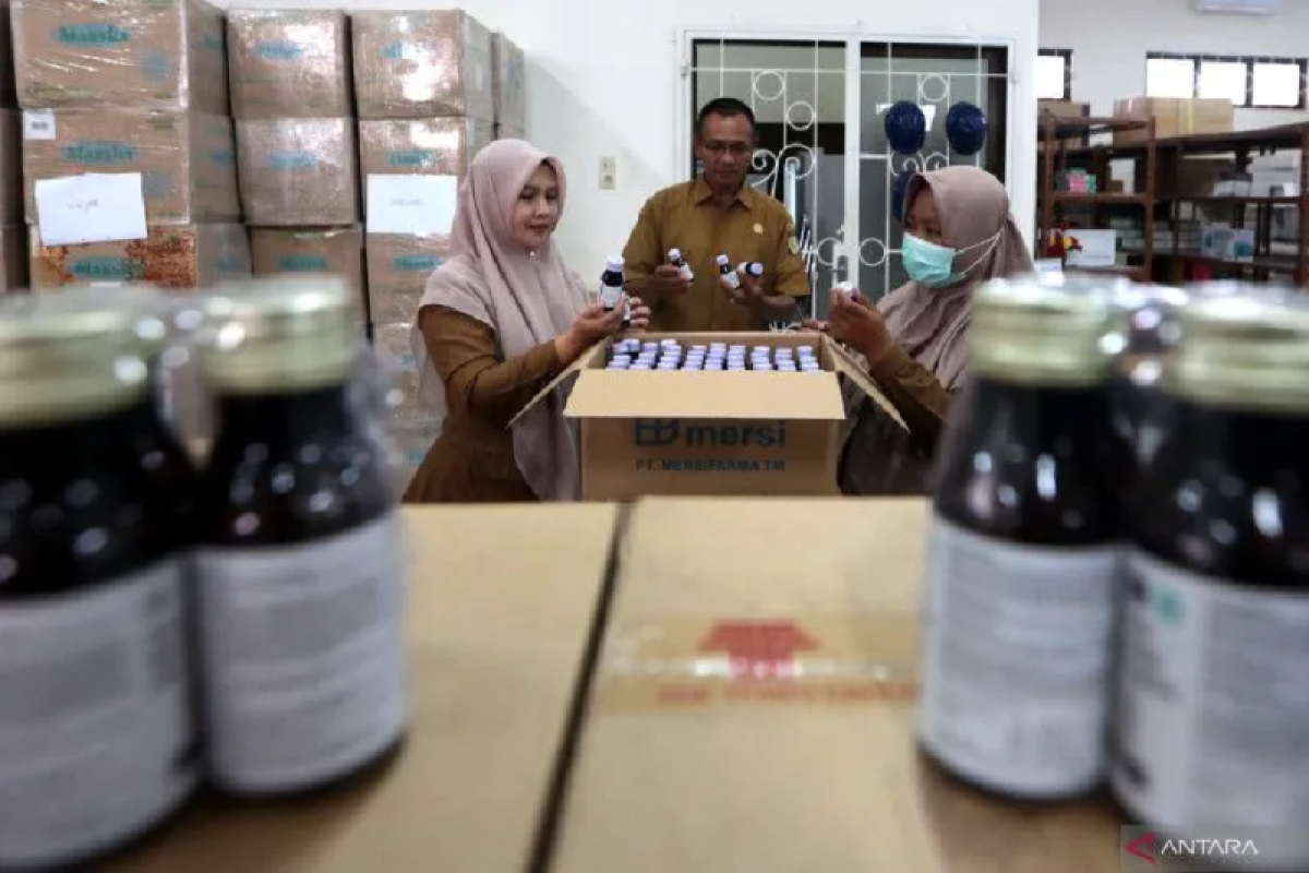 Daftar 12 obat kritikal yang boleh diresepkan