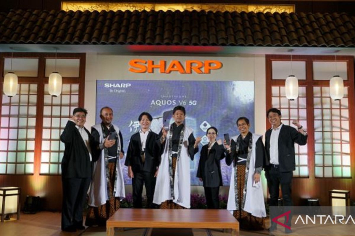 Sharp luncurkan smartphone 5G dengan layar lebar