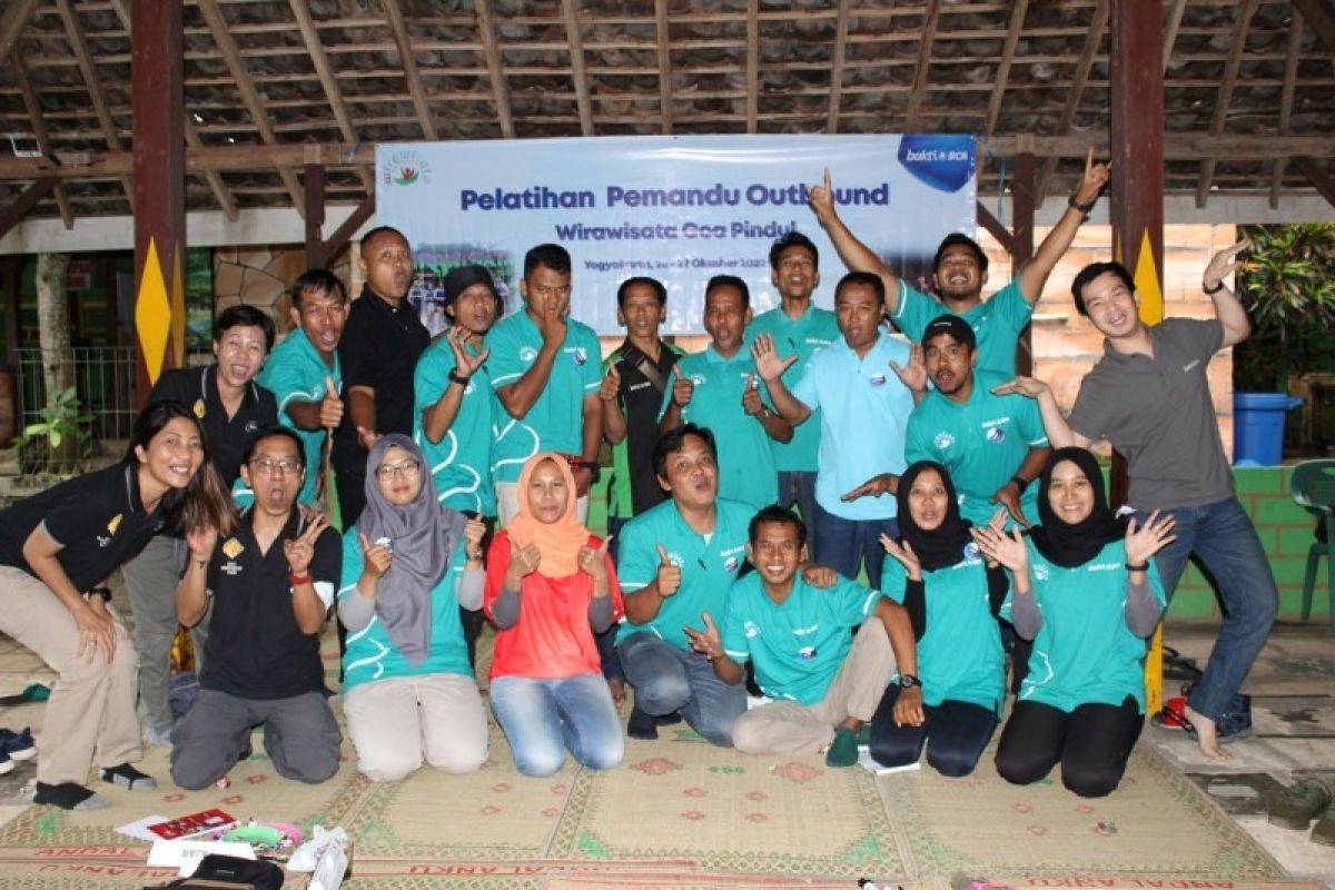 BCA gelar Pelatihan Train the Trainer Outbound Wirawisata Goa Pindul