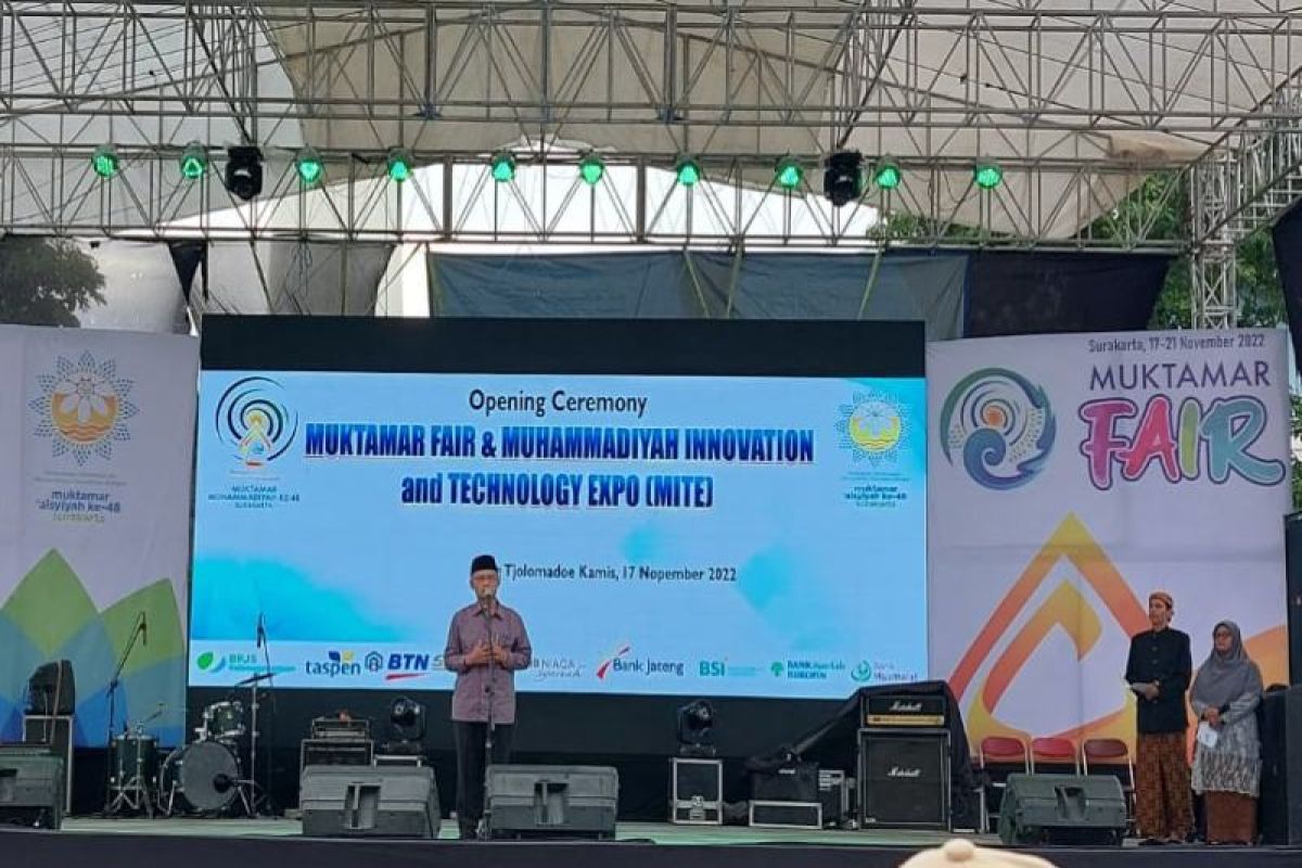 Ketum PP  Muhammadiyah buka Muktamar Fair di De Djolomadoe Karanganyar