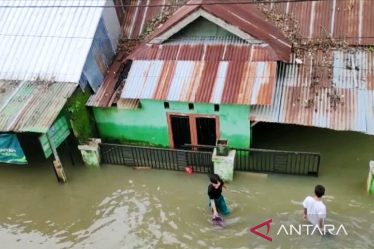 Sebanyak 910  jiwa terdampak banjir di Makassar