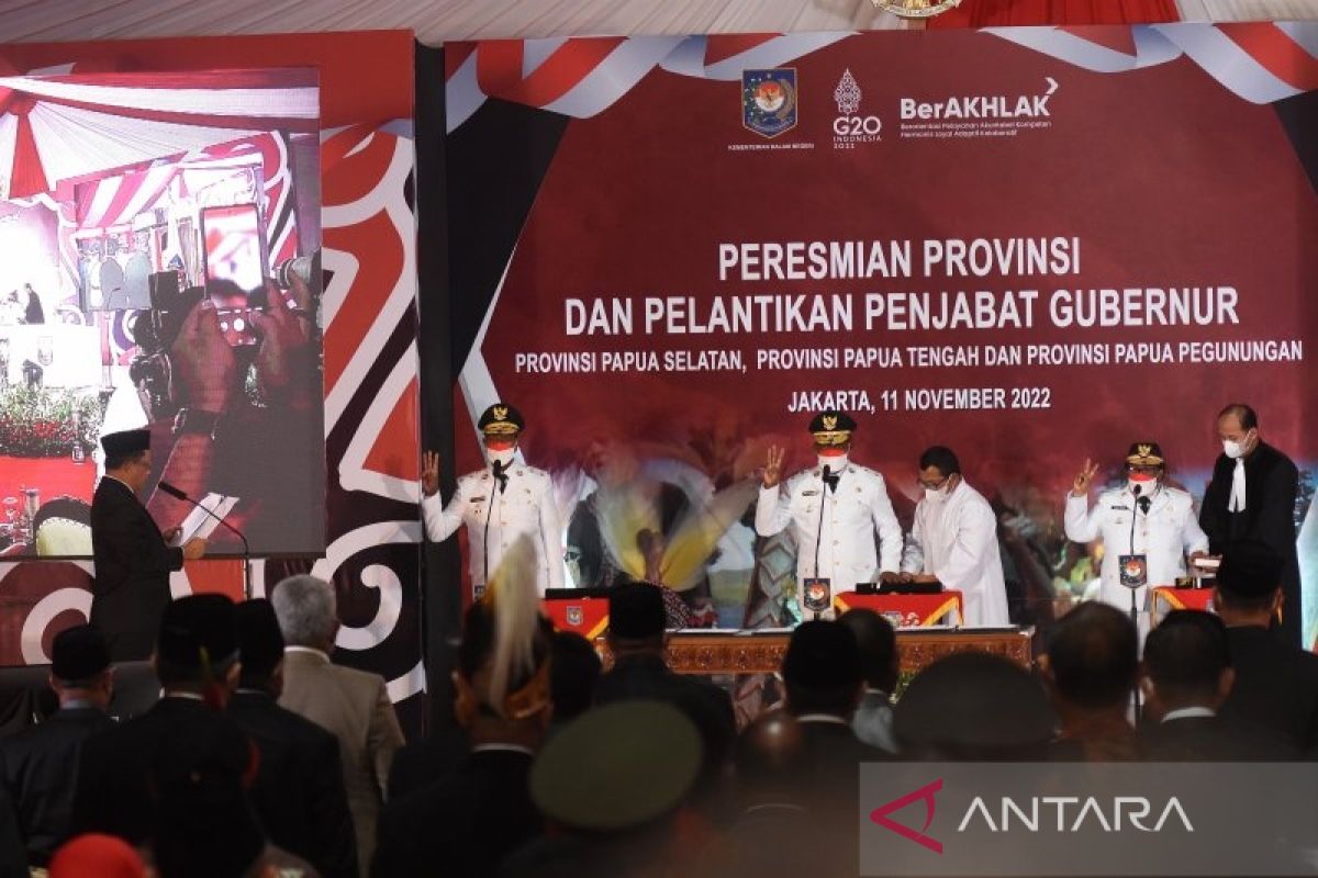 Penjabat Gubernur Papua Pegunungan berkantor di Dinas Pendidikan Wamena