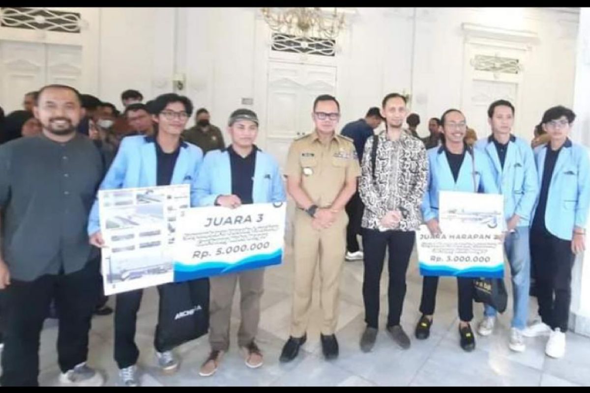 Mahasiswa arsitektur UBL sabet juara tiga desain Gerbang Bogor