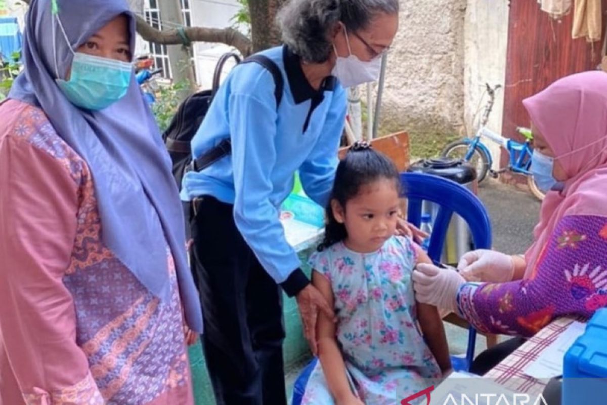 Dokter jelaskan gejala lumpuh layu pada anak