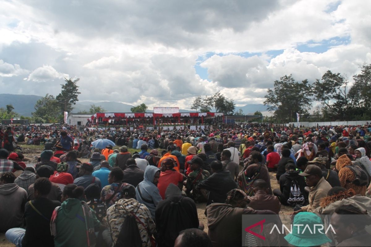 Pj Gubernur ajak masyarakat membangun Papua Pegunungan sejahtera