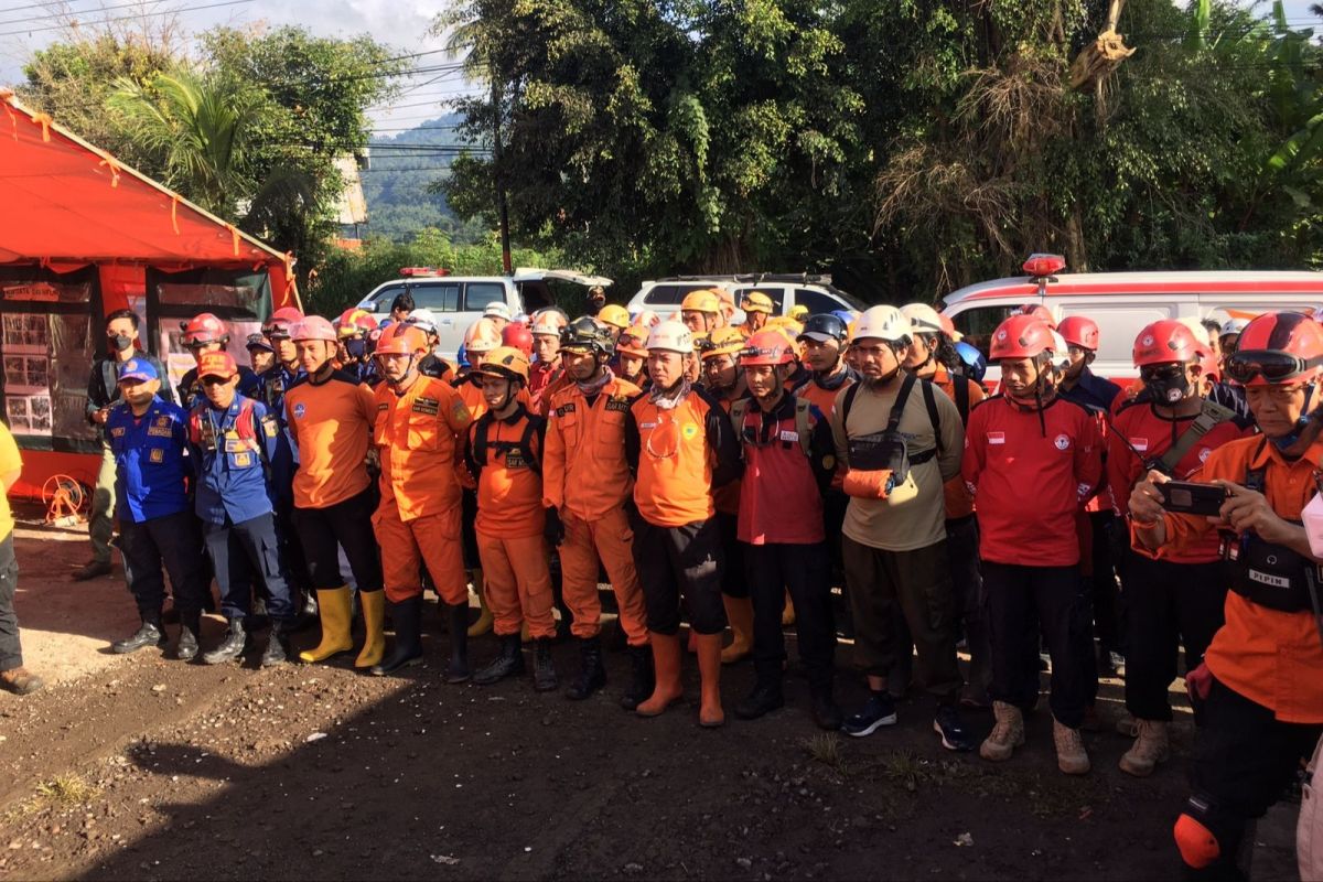 40 orang korban hilang gempa Cianjur masih dicari