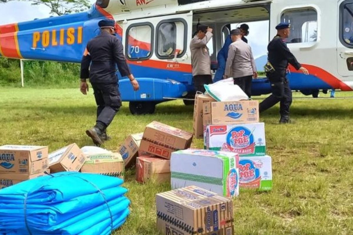 Polri jangkau tempat terisolir untuk berikan pasokan kebutuhan pokok