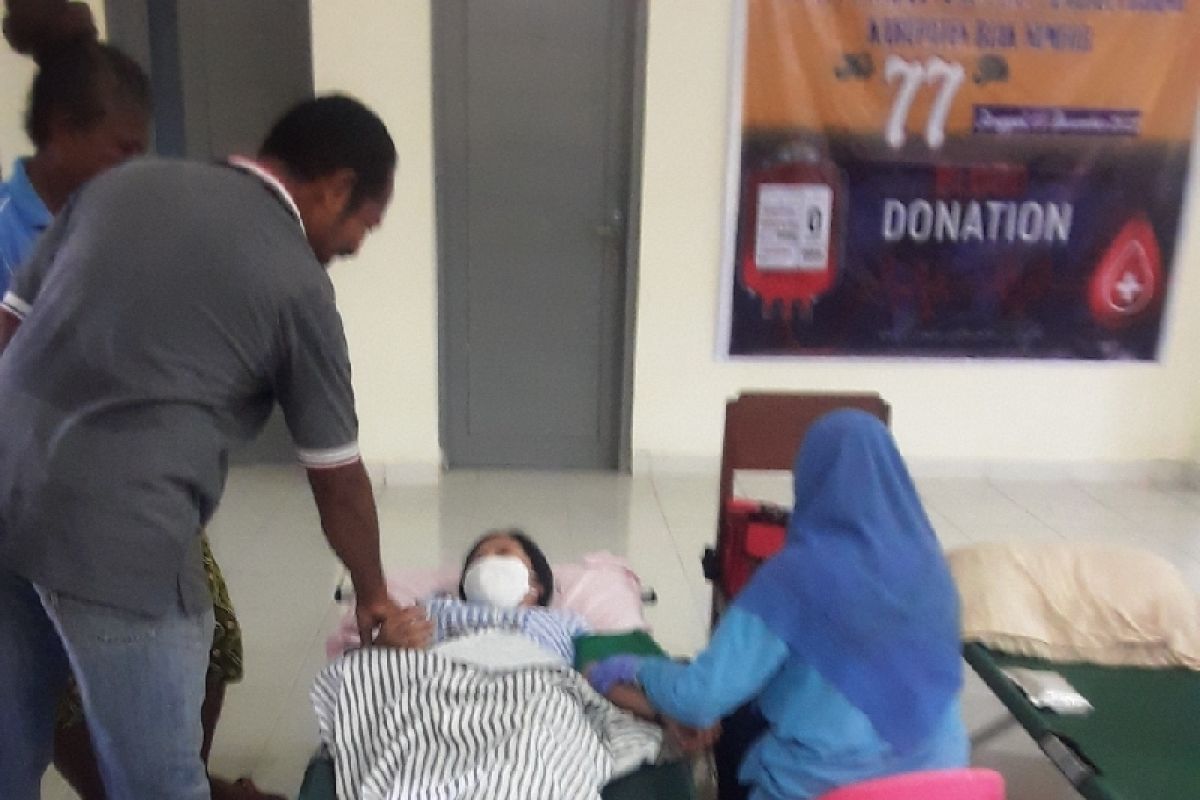 ASN DPU Biak bakti sosial donor darah membantu PMI