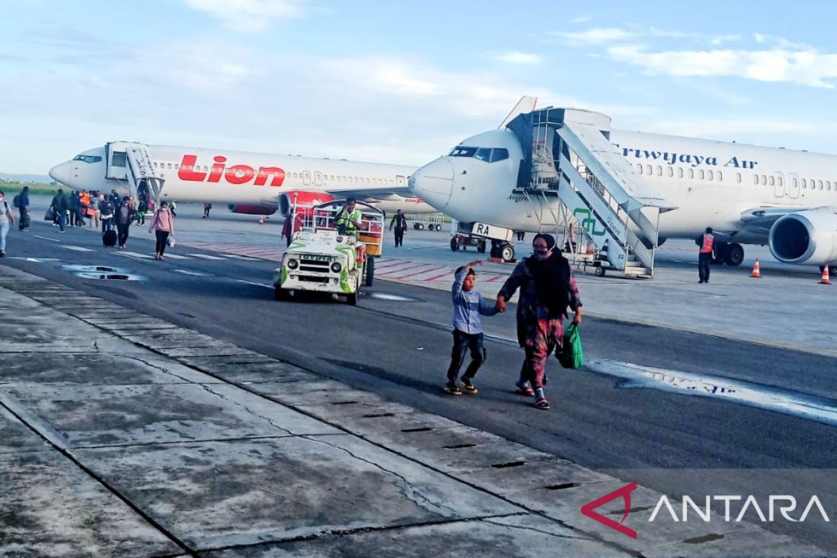 Tiga maskapai penerbangan udara melayani angkutan Natal bandara Biak