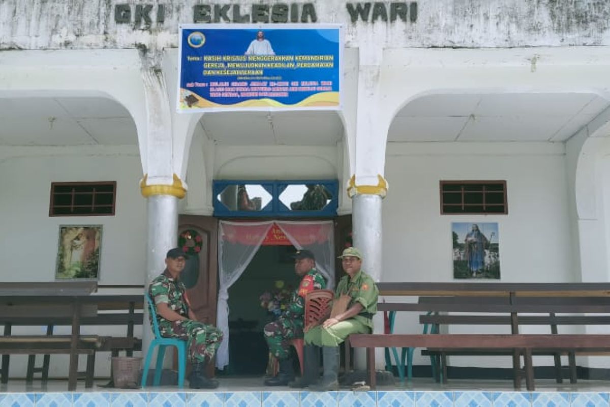 Koramil Biak Utara laksanakan pengamanan sidang jemaat GKI Wari