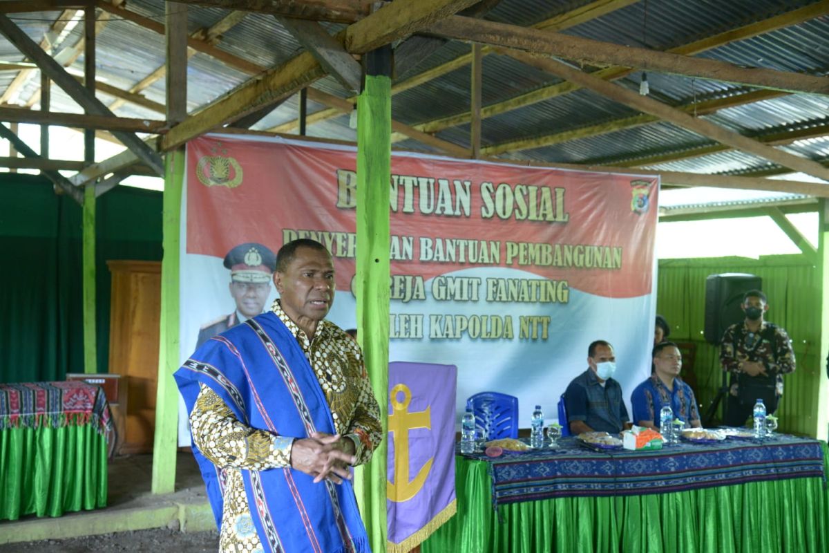 Kapolda NTT ingatkan orang tua jangan percayakan kelulusan anak ke orang lain