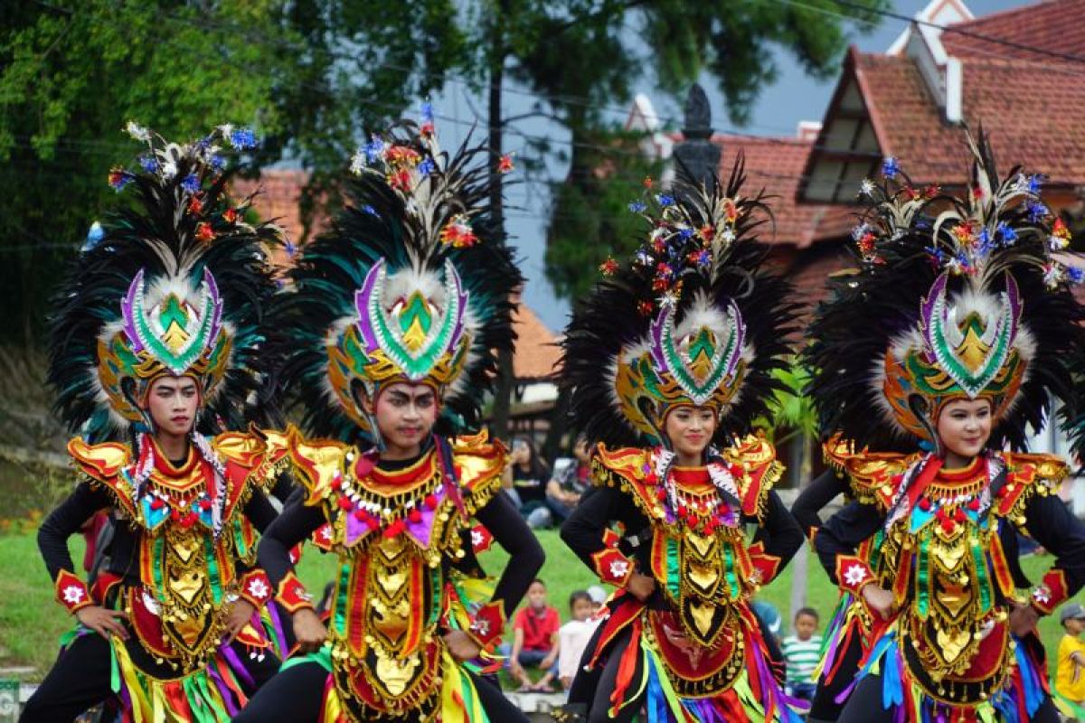 Puluhan pelajar Duta Seni Boyolali meriahkan Festival Maerakaca