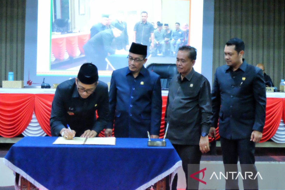 Bupati perintahkan jajaran tindaklanjuti pasca RAPBD Meranti 2023 disahkan