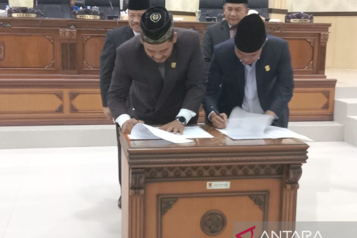 DPRD Agam gelar paripurna pendapat akhir fraksi tentang RAPBD 2023