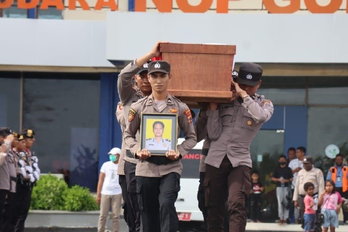 Seorang anggota brimob meninggal ditembak KKB