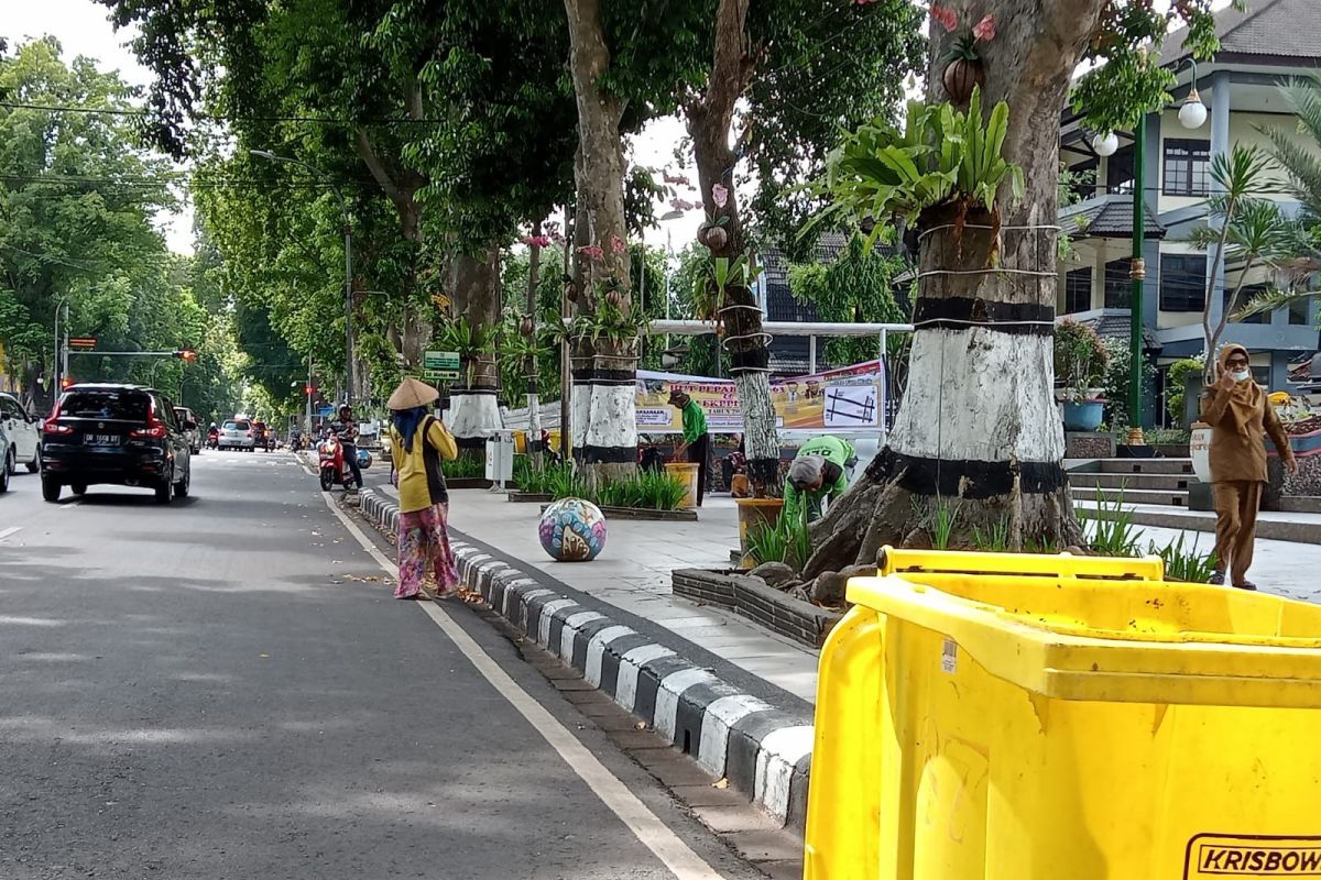 Volume sampah dibuang ke TPA Kebun Kongok berkurang hingga 25 ton