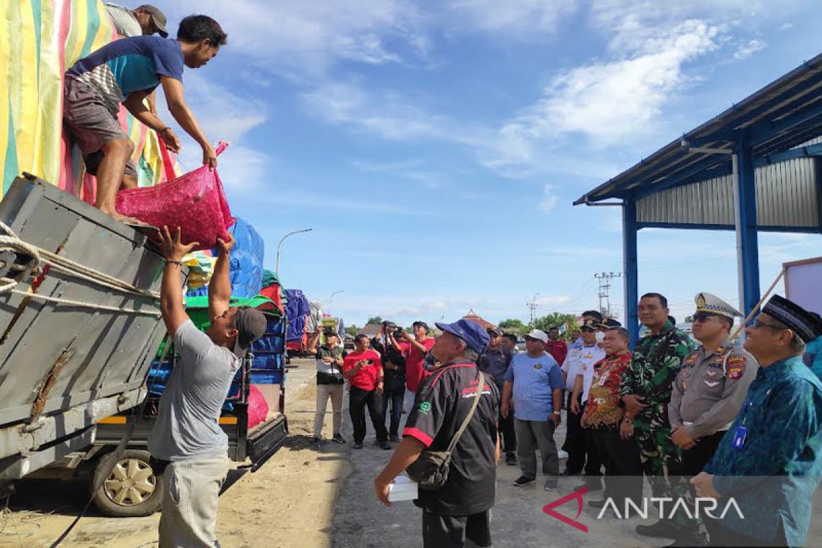 Pemkab Kobar luncurkan area bongkar muat daerah "Abon Muda"