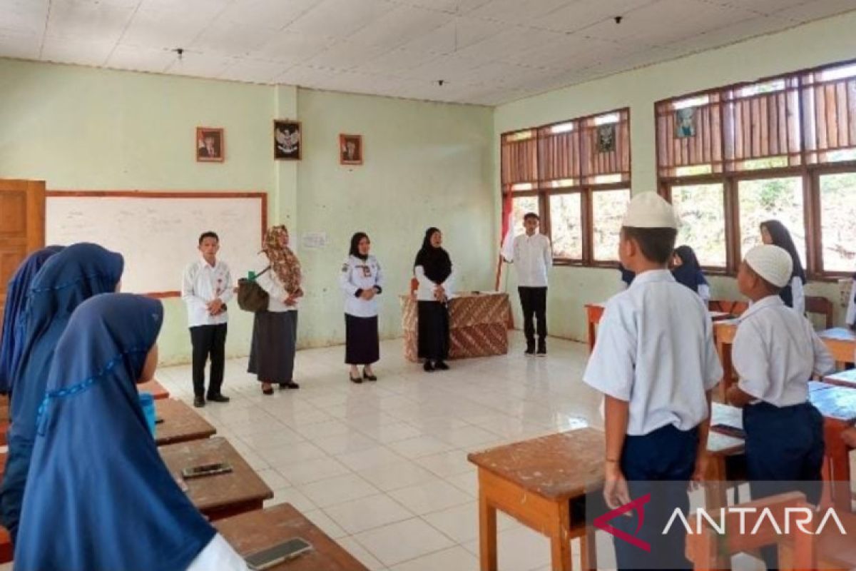 Kemenag Bolsel dorong uji semester MTs 1 hasilkan terbaik