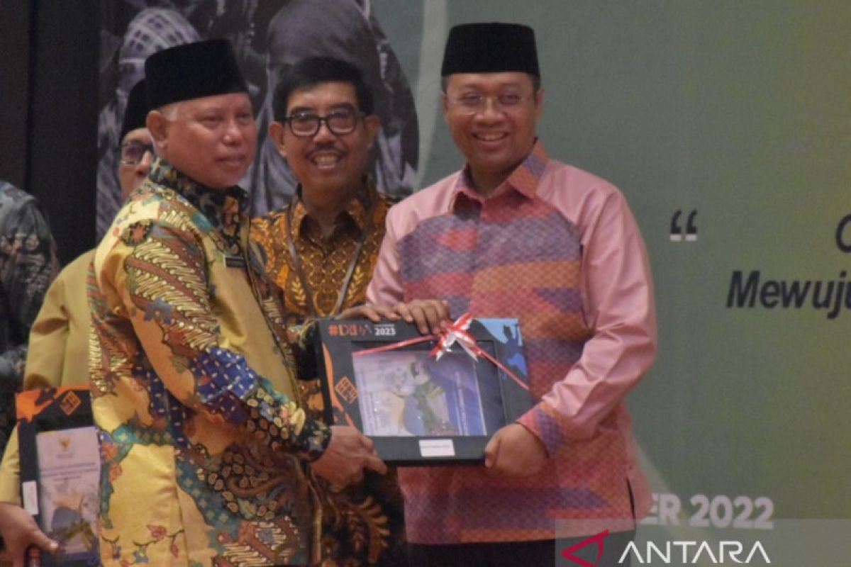 Gubernur NTB mengarahkan DIPA-TKDD 2023 untuk produk dan pengusaha lokal